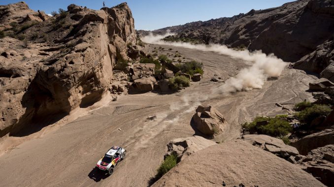 Dakar 2017 Etape 10 : Seb Loeb aura tout tenté en fin de spéciale. (c) : DR