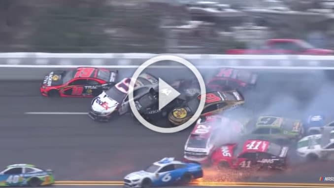 NASCAR 2019 : premier Crash