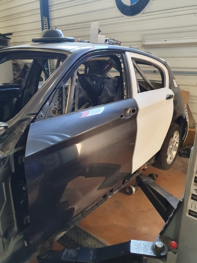 BMW série 1 F20 F2014 de Nicolas Rouillard en cours de construction