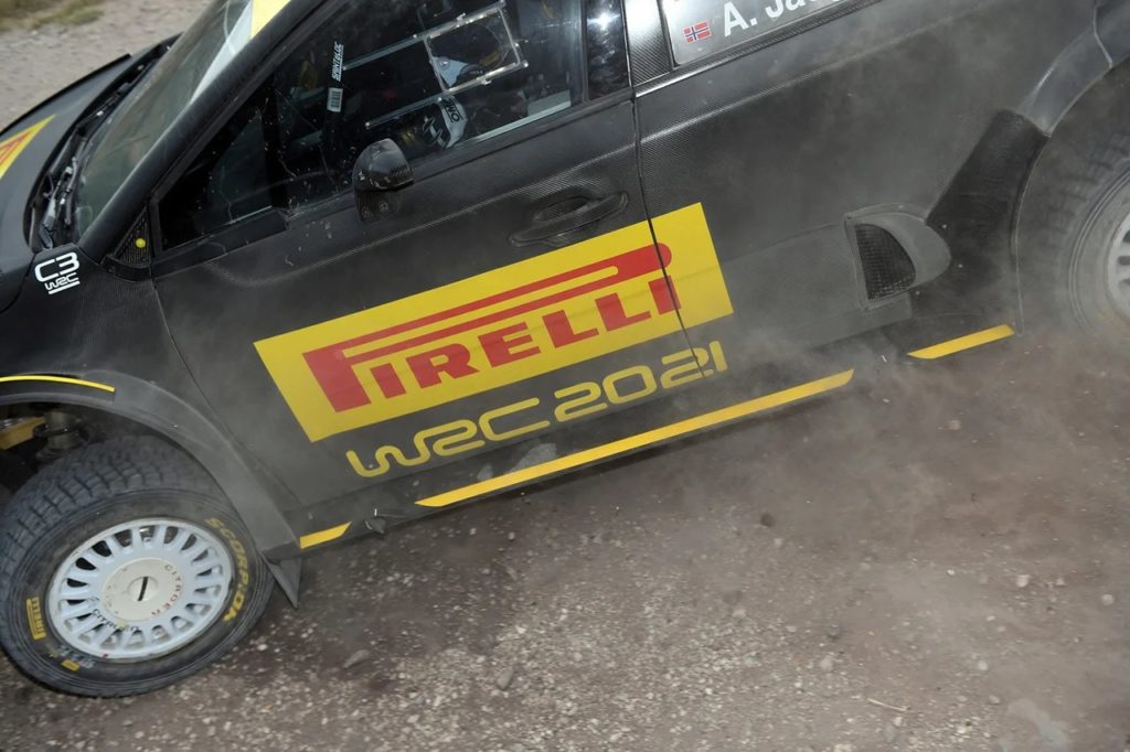WRC 2021 : Mikkelsen et Pirelli au travail